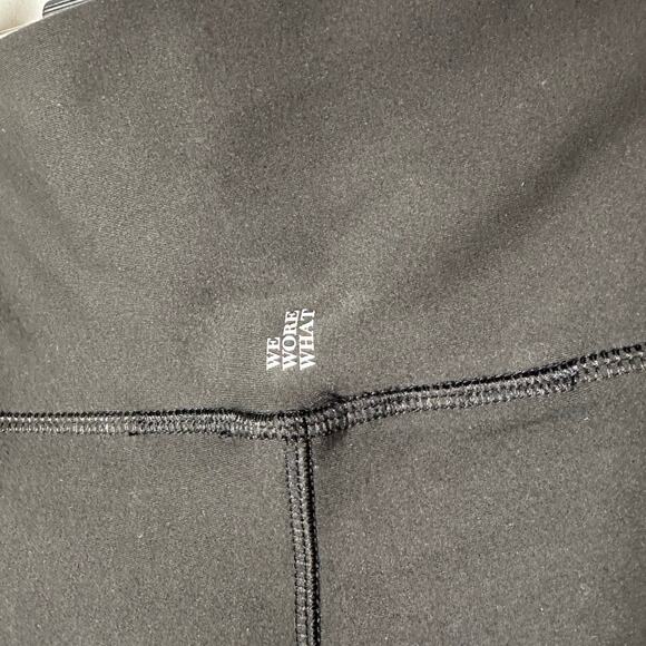 WeWoreWhat Black Biker Shorts Size Large - Picture 6 of 8